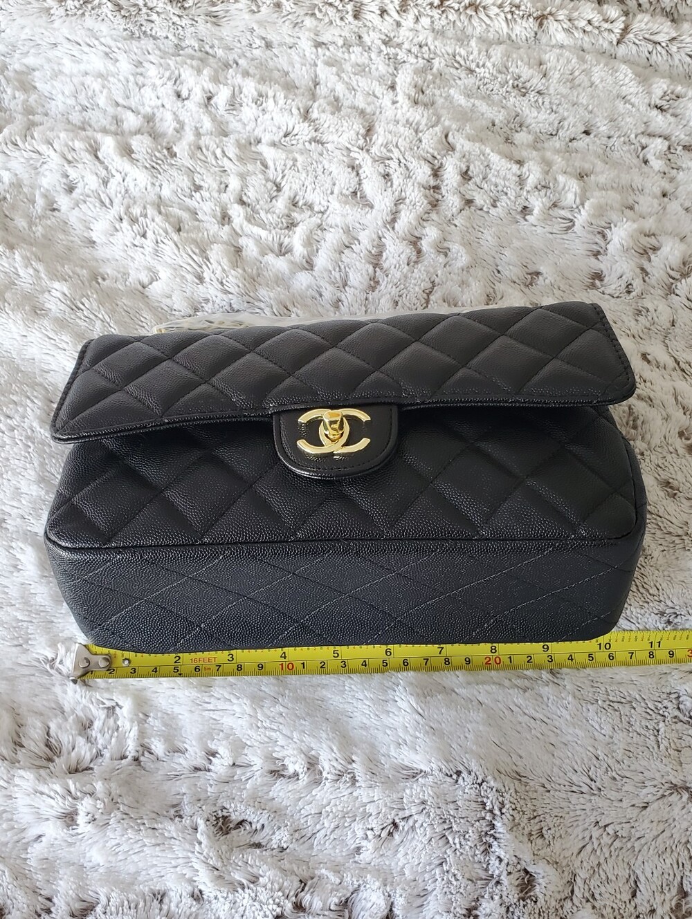 Black Quilted Shoulder Bag with Gold Hardware Luxury Designer Style - Picture 10 of 13
